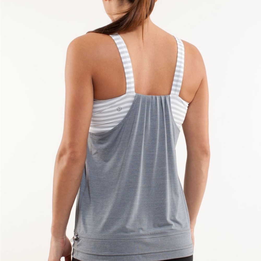 Lululemon back on track tank, size 4